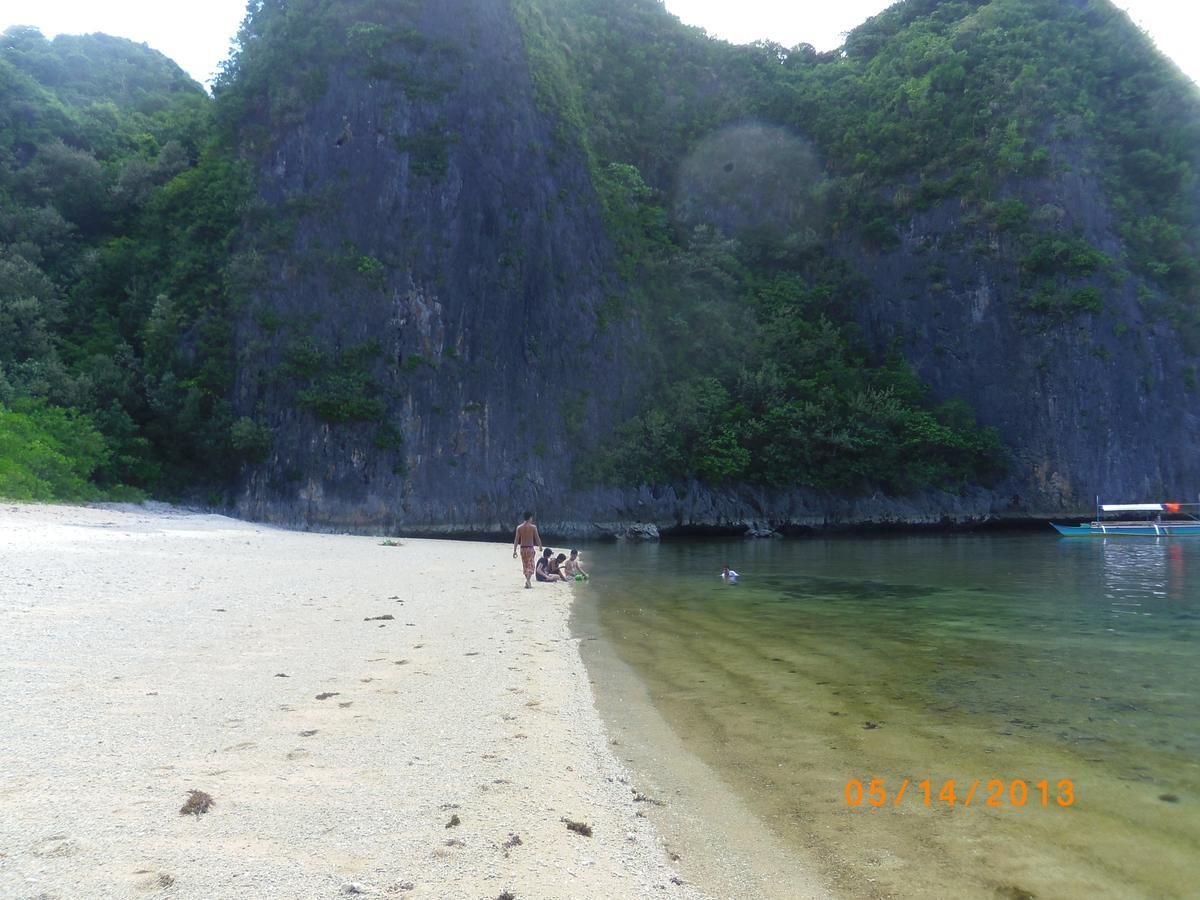 Islandview Panimanbay Lodge Caramoan Exteriör bild